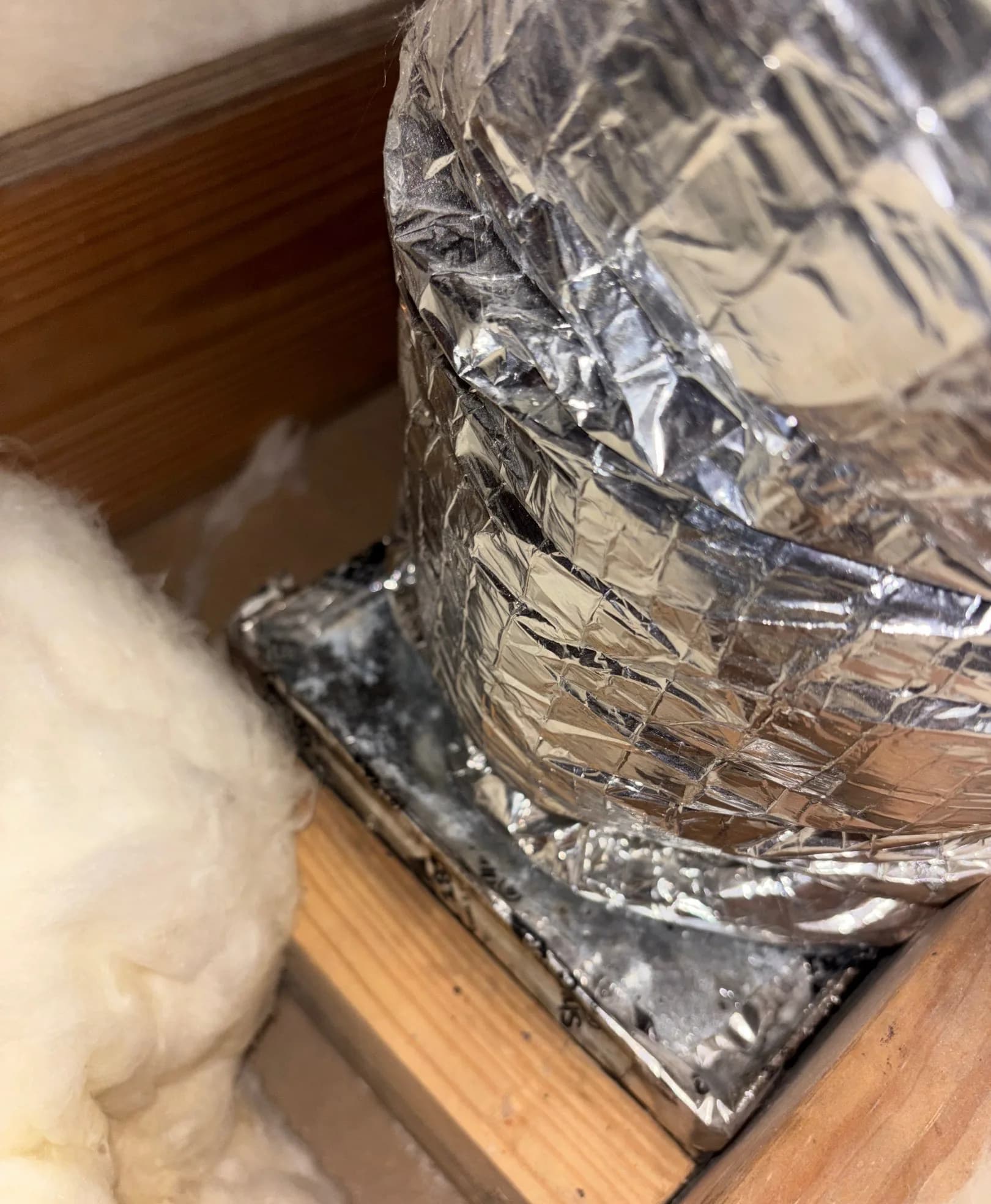 Why Is Air Leaking From My Office Duct in Tiki Island?