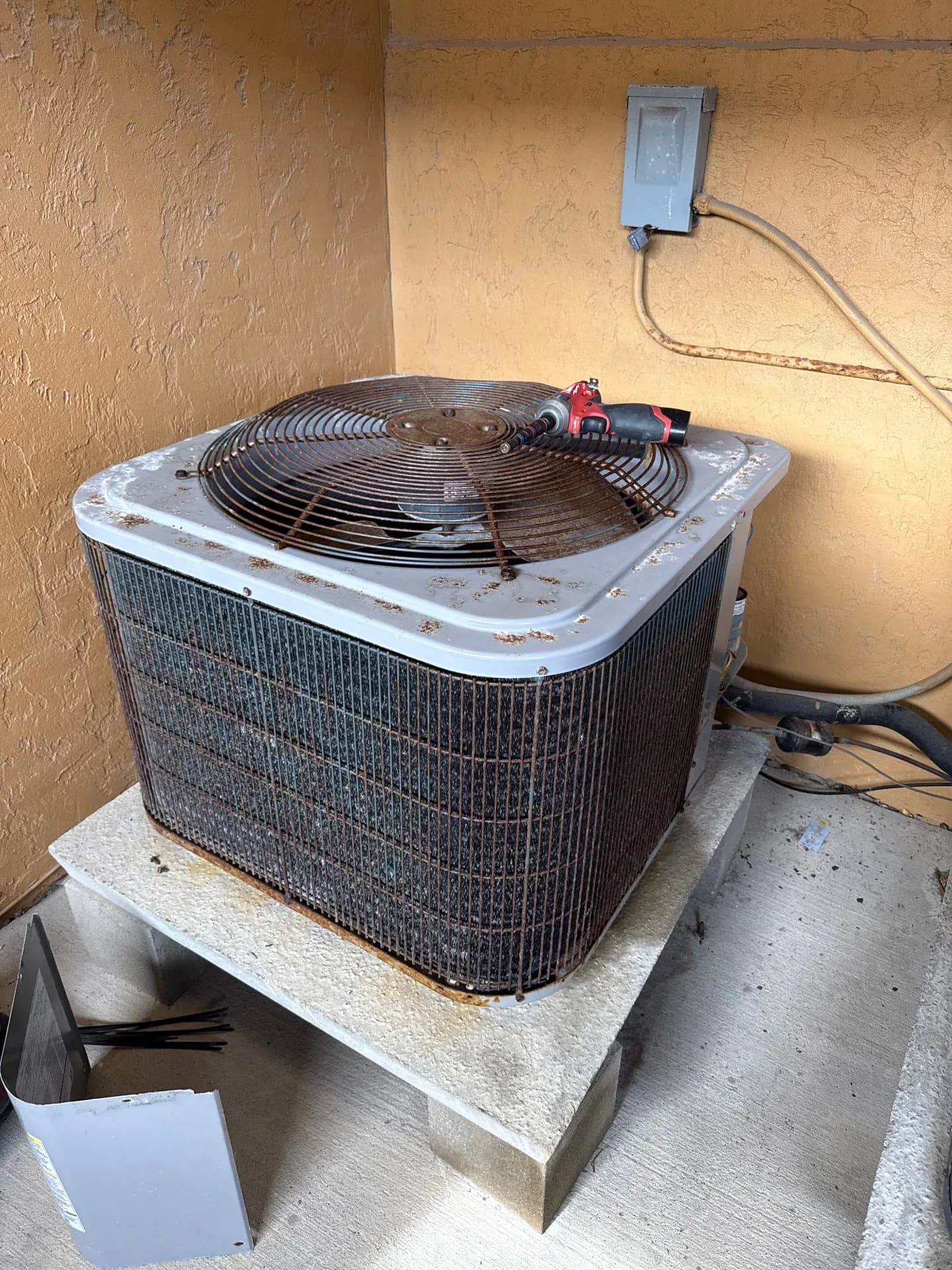 What Stopped My AC From Cooling in Pearland?