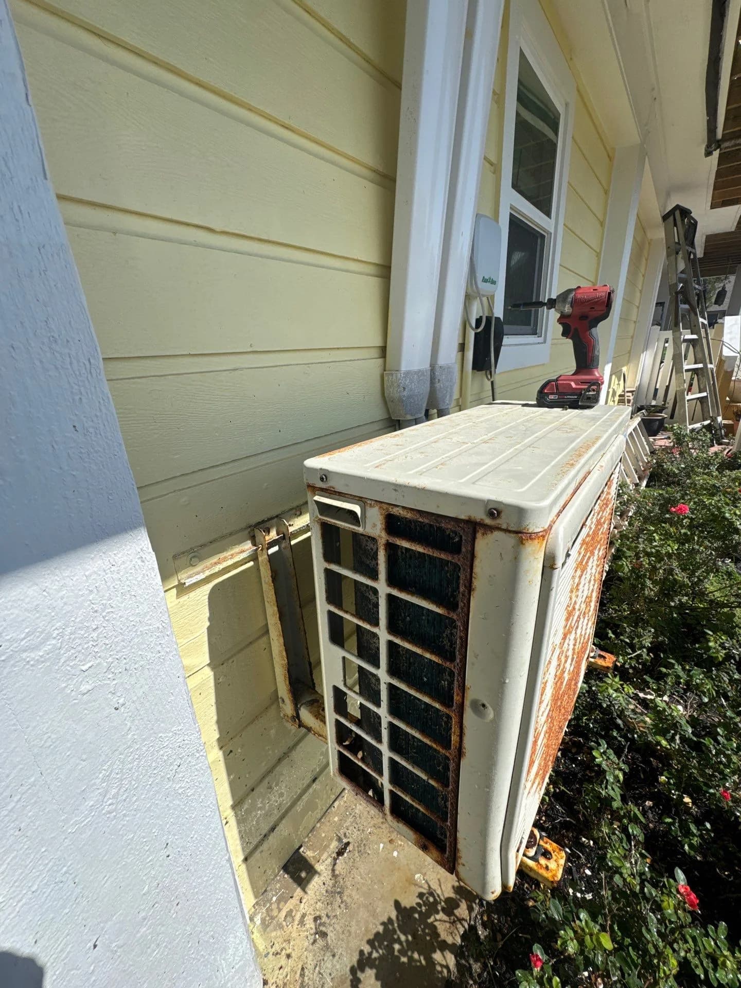 Mini Splits Not Blowing Cold Air in Galveston