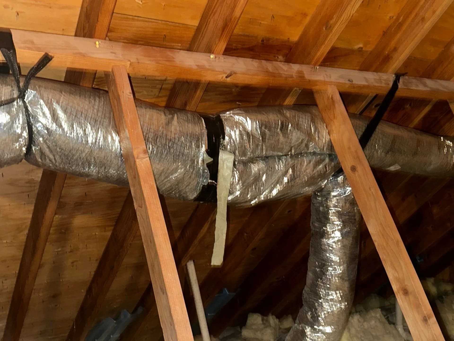 Ductwork in Very Bad Shape in an Anahuac Home